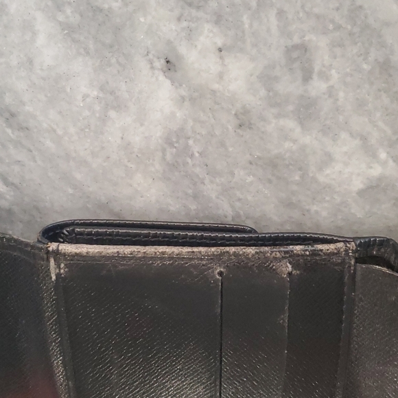 Men's Louis Vuitton Wallet - Picture 5 of 17